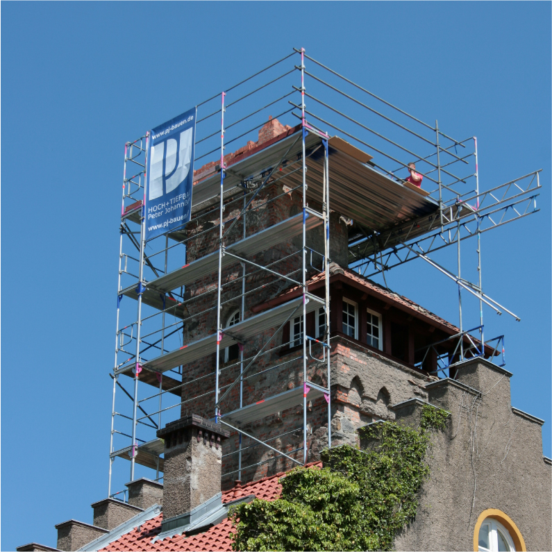 Grambek Turm und Dach Sanierung