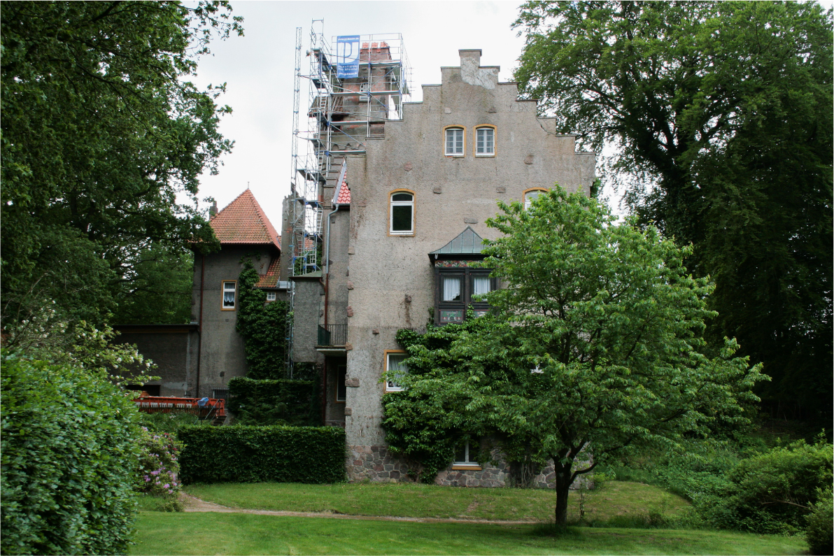 Grambek Turm und Dach Sanierung