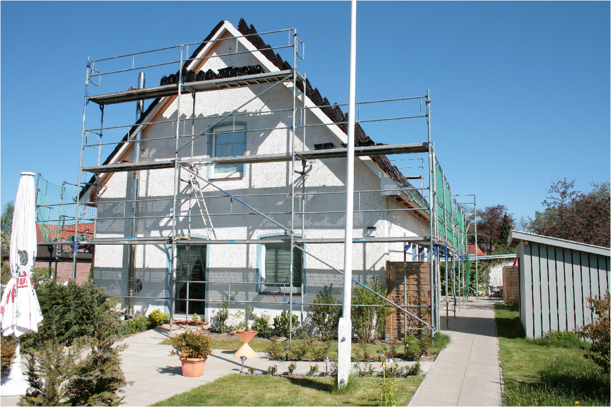 Grambek Wohnhaus Dach- und Fassadensanierung
